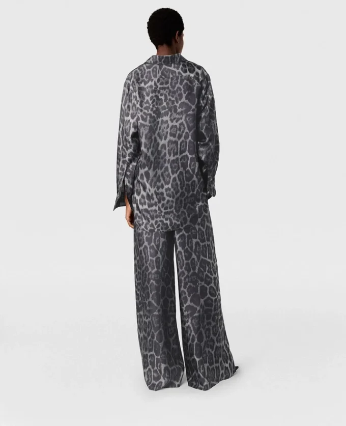 Oversized skjorta med leopardmönster Oversized skjorta med leopardmönster