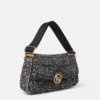 S-Wave vadderad tweed axelväska S-Wave vadderad tweed axelväska