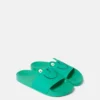 Sandaler med grodmotiv