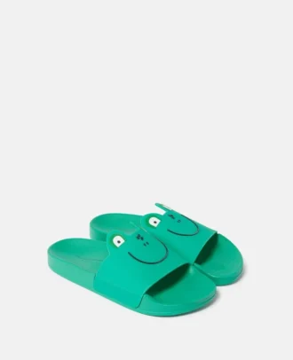 Sandaler med grodmotiv