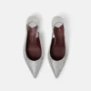 Slingbacks med kristallprydda kitten heels Slingbacks med kristallprydda kitten heels