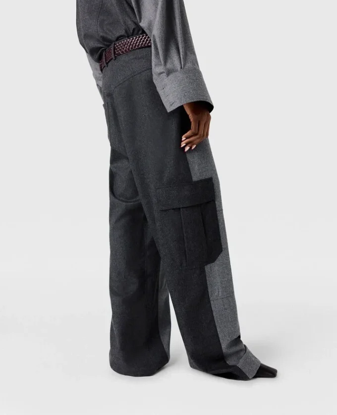 Slouchy cargobyxor med paneler Slouchy cargobyxor med paneler