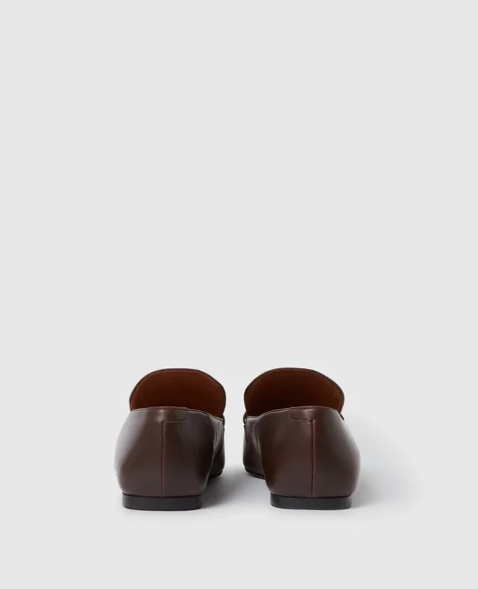 Spetsiga slip-on-loafers