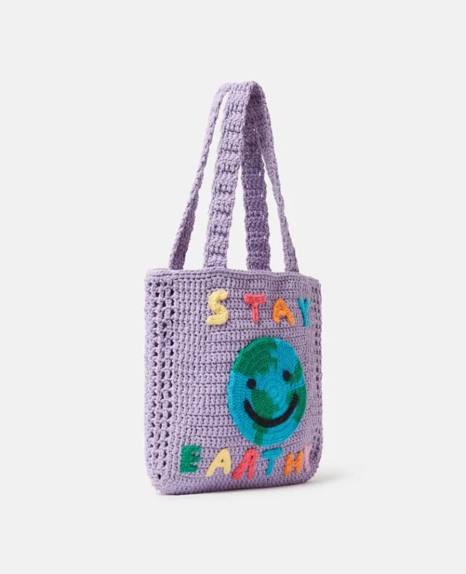 Stay Earthy grafisk stickad totebag Stay Earthy grafisk stickad totebag