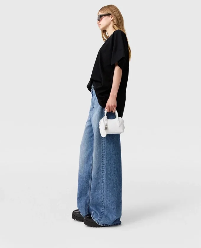 Blekta högmidjade jeans med vida ben