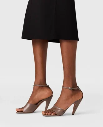 Stella Spur pumps med klack