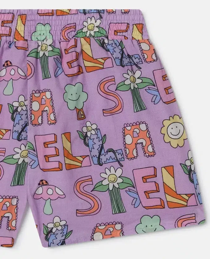 Stella Woodland elastiska shorts med bokstäver