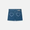 Stretch-denimshorts med fransade hjärtlapper