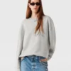 Sweatshirt med logotypsmycke Sweatshirt med logotypsmycke
