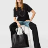 T-shirt med broderat logo T-shirt med broderat logo