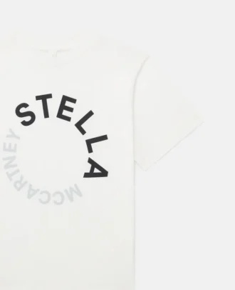T-shirt med logotyp och grafiskt tryck