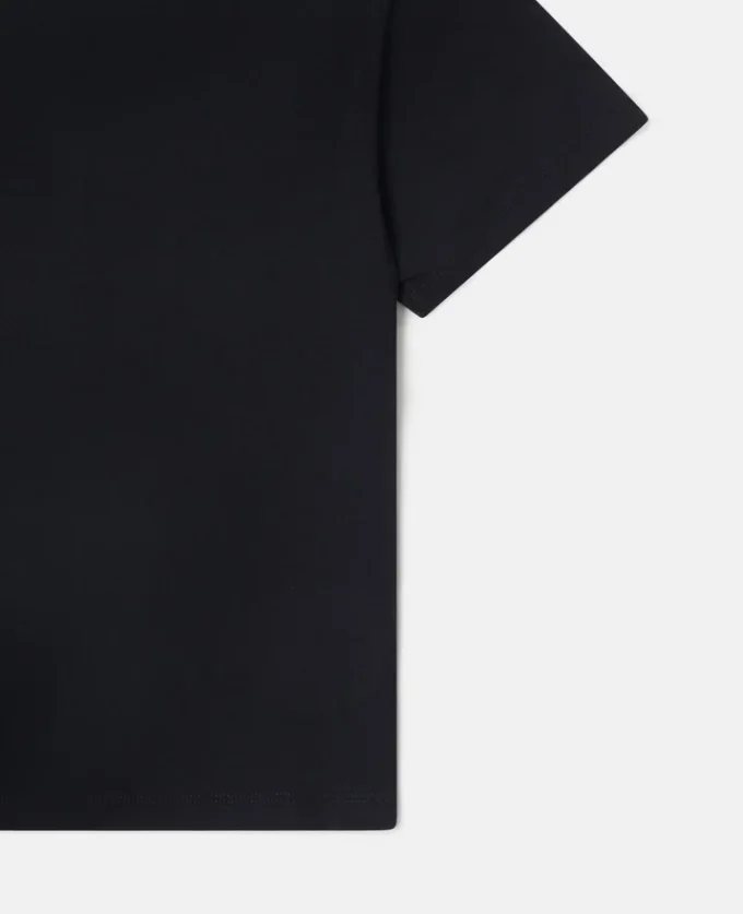 T-shirt med logotyp och grafiskt tryck