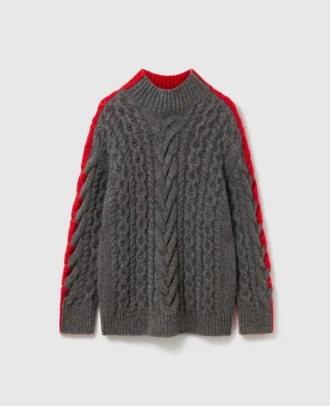 Tröja med snörda ärmar och kabelstickad turtleneck