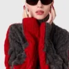 Tröja med snörda ärmar och kabelstickad turtleneck Tröja med snörda ärmar och kabelstickad turtleneck