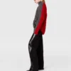 Tröja med snörda ärmar och kabelstickad turtleneck Tröja med snörda ärmar och kabelstickad turtleneck