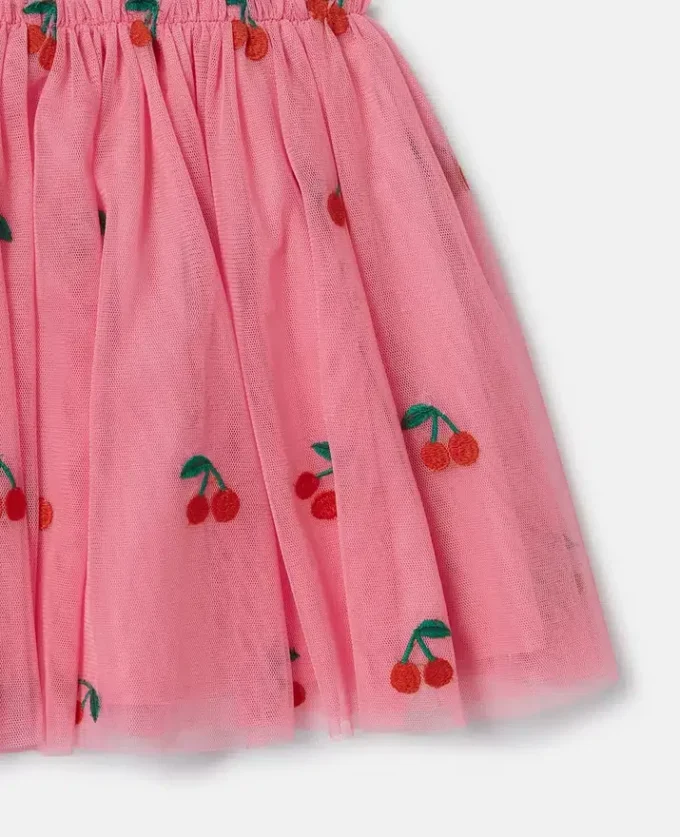 Tullekjol med broderade körsbär Tullekjol med broderade körsbär