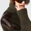 Turtleneck-tröja med ormpanel Turtleneck-tröja med ormpanel